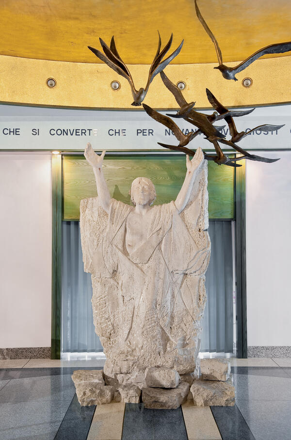 Penitenzeria, il Cristo con i gabbiani