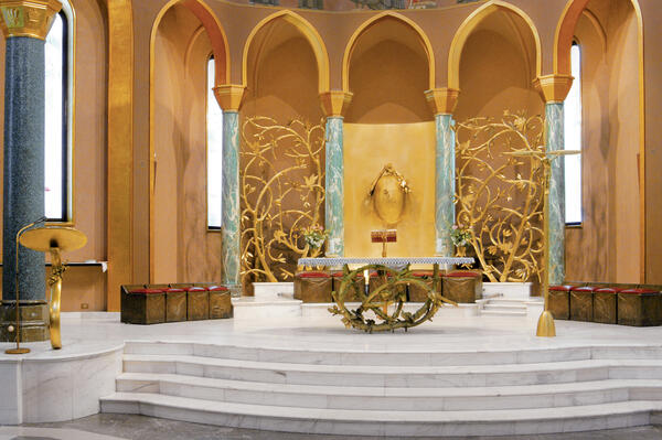 Basilica di Santa Rita, presbiterio