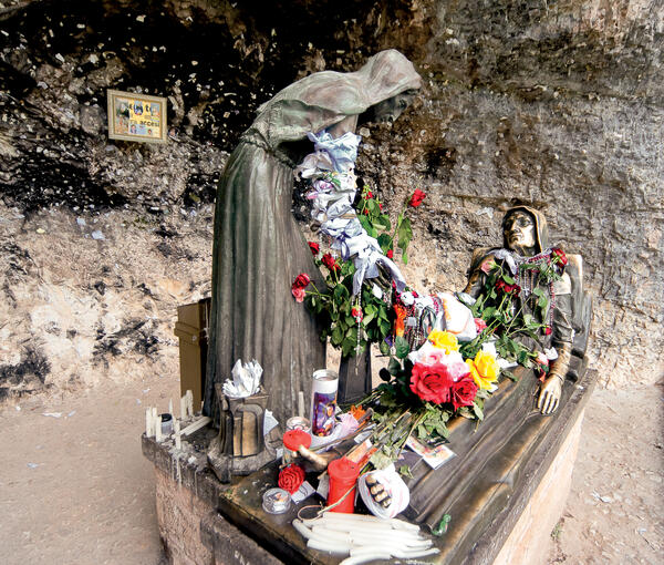 L’Orto del Miracolo e statua di Santa Rita