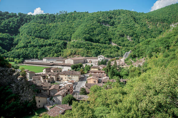 Il borgo di Roccaporena